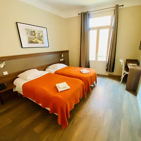 Hotel Rue De La Republique Collioure