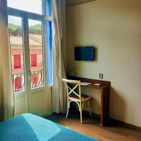 Rue De La Republique ホテル