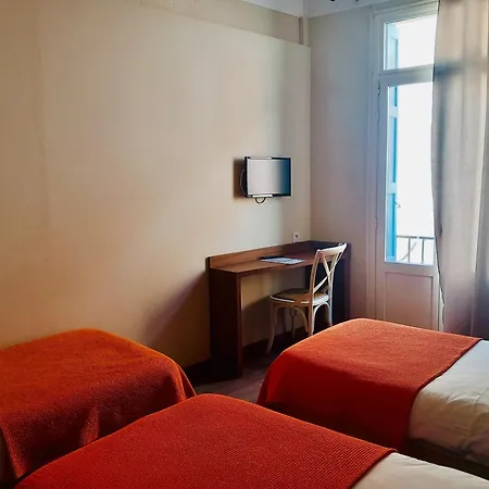 ホテル Rue De La Republique