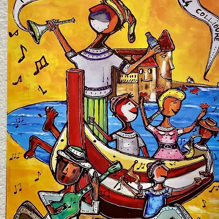 Rue De La Republique *