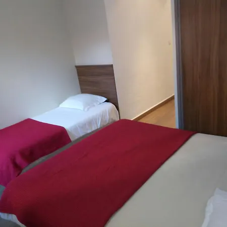 Rue De La Republique ホテル *